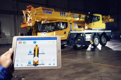 王民:深化新一代信息技術(shù)與制造業(yè)融合,加速工程機(jī)械數(shù)字化轉(zhuǎn)型|產(chǎn)業(yè)轉(zhuǎn)型顧問委員聲音